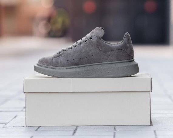 Кросівки замшеві Alexander McQueen Dark Grey / Маквіни замшеві темо сірі з сірою підошвою