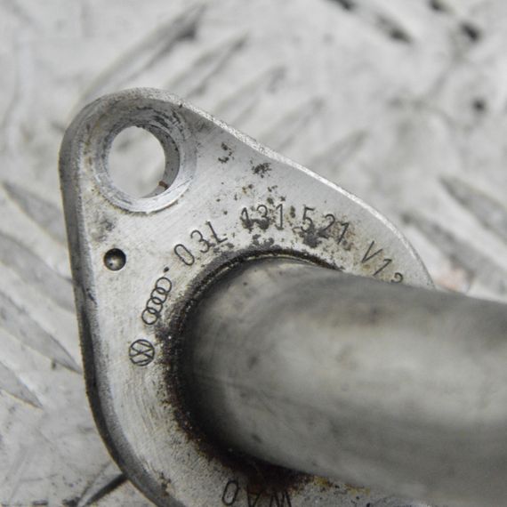 Трубка EGR 2.0 TDI Volkswagen Golf VI 2008-2013 Патрубок рециркуляції відпрацьованих газів Фольксваген 03L131521 | Зображення 2