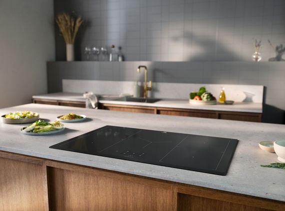 Варильна поверхня Electrolux індукційна EIS87583 | Зображення 4