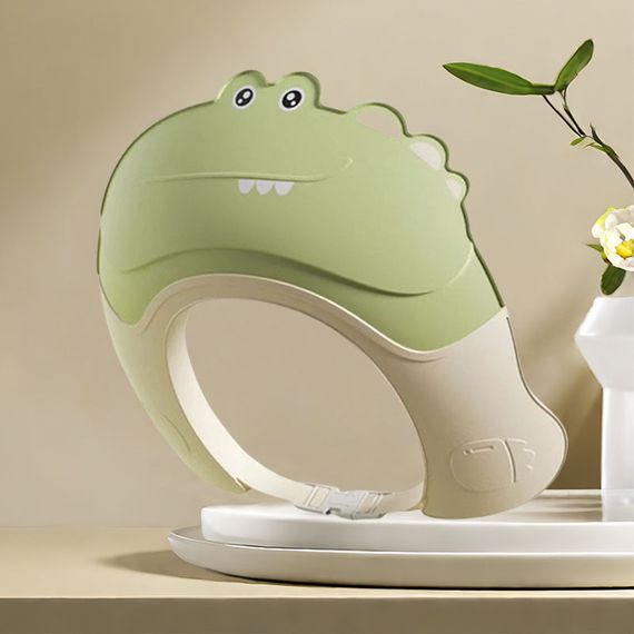 Козырек для мытья головы купания малыша на застежке Крокодил Зелёный