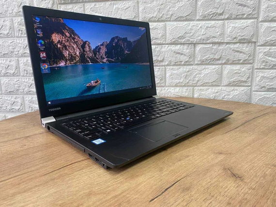 Ноутбук Toshiba TECRA A50 15.6"HD/i5 6200U/8Gb/SSD256Gb/Intel HD 520 | Зображення 2