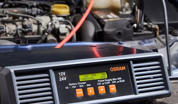 Зарядний пристрій для акумуляторів Osram BATTERYcharge PRO 50A 12/24V OSCP5024 | Зображення 1