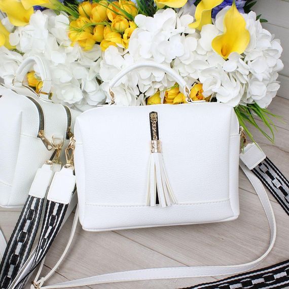 Сумка саквояж через плече крос-боді тканинний ремінь Біла