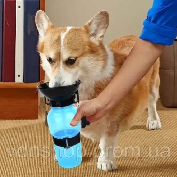Дорожня пляшка, напувалка для собак Aqua Dog 550 мл