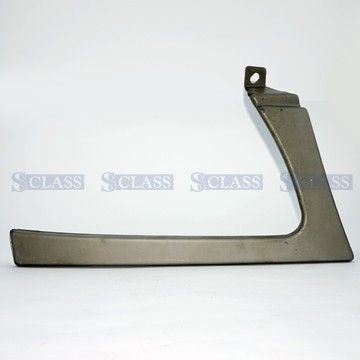 Вставка под фару левая Mercedes Benz Sprinter, Mercedes, 9016370440,