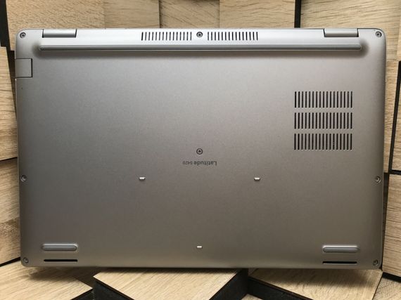 Ультрабук Б-класс Dell Latitude 5411 / 14" (1920x1080) IPS / Intel Core i7-10850H (6 (12) ядра по 2.7 - 5.1 GHz) / 8 GB DDR4 / 256 GB SSD M.2 / Intel UHD Graphics / WebCam / HDMI / Windows 10 б/у | Зображення 7