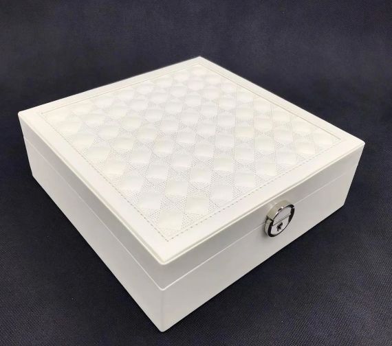 Скринька для прикрас стьобана з великим дзеркалом, що відкидається, маленька скринька всередині колір слонова кістка | Зображення 2