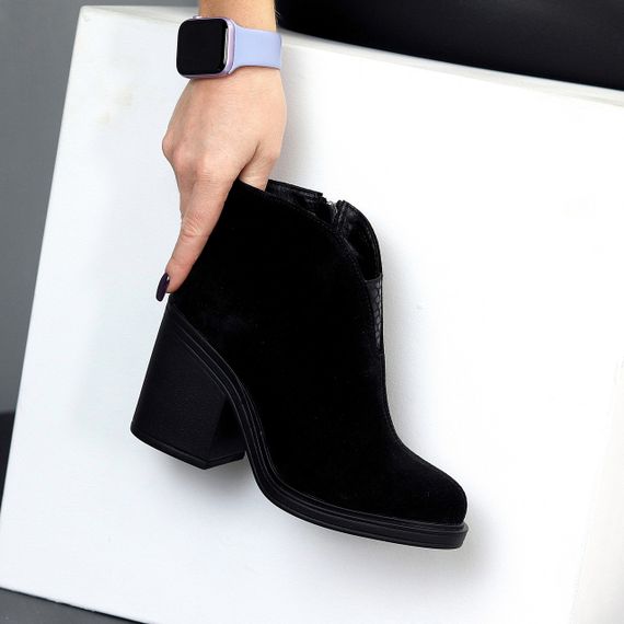 Шикарные черные ботинки ботильоны натуральная замша на устойчивом каблуке | Зображення 4