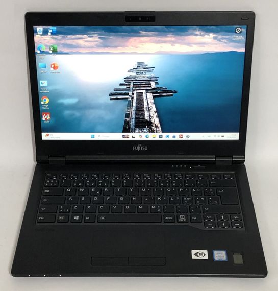Ноутбук Fujitsu LifeBook E549 / 14" (1920x1080) IPS / Intel Core i5-8265U (4 (8) ядра по 1.6 - 3.9 GHz) / 8 GB DDR4 / 256 GB SSD / Intel UHD Graphics / WebCam / Win 11 Pro б/у | Зображення 1