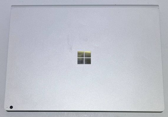 Ноутбук Microsoft Surface Book 2 / 15" (3240x2160) IPS Touch / Intel Core i7-8650U (4 (8) ядра по 1.9 - 4.2 GHz) / 16 GB DDR3 / 256 GB SSD / nVidia GeForce GTX 1060, 6 GB GDDR5, 192-bit / WebCam б/у | Зображення 3