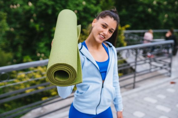 Килимок для йоги та фітнесу Power System PS-4014 PVC Fitness-Yoga Mat Green (173x61x0.6) | Зображення 6