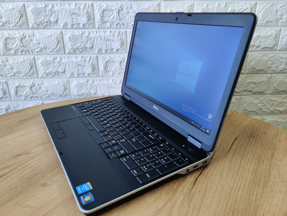 Ноутбук Dell Latitude E6540 / 15.6 IPS / FHD / I5 4310M / 8GB / HDD500GB / HD8790-2GB | Зображення 2