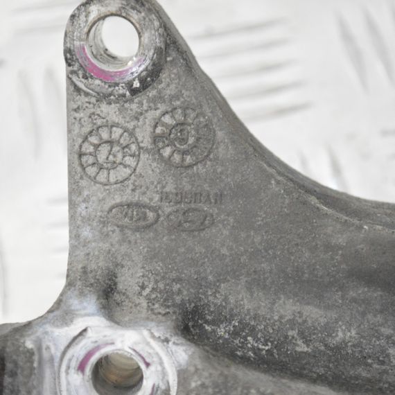 Кронштейн двигуна 1.6 CRDI Kia Ceed 2006-2012 Подушка опора мотора Кіа Сід | Зображення 2