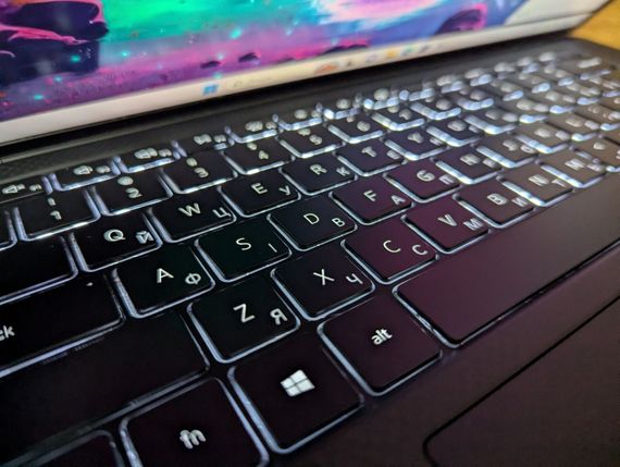 Ігровий ноутбук Dell XPS 15 9510 / 15.6" (1920x1080) IPS / Intel Core i7-11800H (8 (16) ядер по 2.3 - 4.6 GHz) / 16 GB DDR4 / 512 GB SSD / nVidia GeForce RTX 3050 Ti, 4 GB GDDR6, 128-bit / WebCam / USB Type-C / Windows 11 б/в + Подарунок Миша / USB | Зображення 5
