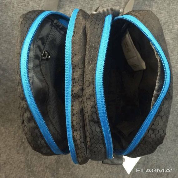 Сумка через плечо Under Armour ( черная )