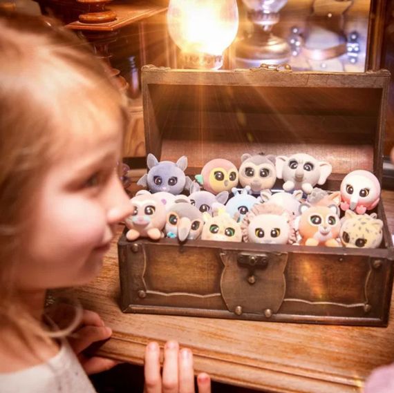 Колекційна фігурка Flockies - Слониха Емма | Зображення 4