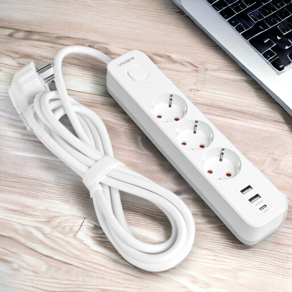 Мережевий подовжувач 3 м 3 гнізда з 2USB + USB-C заземленням і кнопкою VIDEX VF-PD33G2U1C-W | Зображення 8