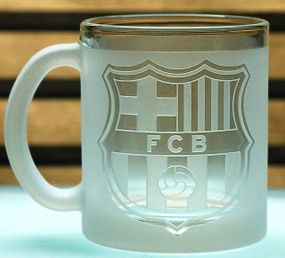 Стеклянная чашка 320 мл Barcelona с гравировкой подарок для фаната ФК Барселона футбольная кружка