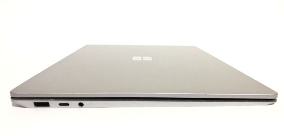 Ультрабук Microsoft Surface Laptop 4 1958 / 13.5" (2256x1504) IPS Touch / AMD Ryzen 5 4680U (6 (12) ядер по 2.2 - 4.0 GHz) / 16 GB DDR4 / 256 GB SSD NVMe / AMD Radeon RX Vega 7 Graphics / WebCam / Win 11 Pro б/в + Подарунок Накопичувач Kingston 64 ГБ | Зображення 3