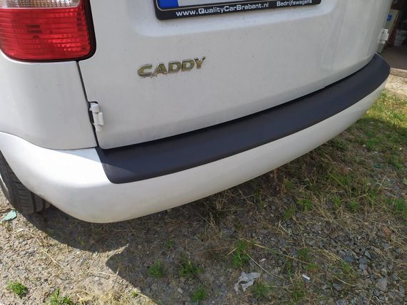 Накладка на задній бампер (ABS) для Volkswagen Caddy 2010-2015рр | Зображення 1
