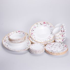 Столовий сервіз з порцеляни Strawberry на 6 осіб 32 предмети HP-HK-8