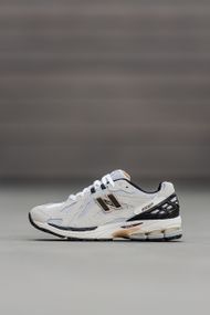 Чоловічі кросівки New 1906D весна / літо / осінь 0737 42