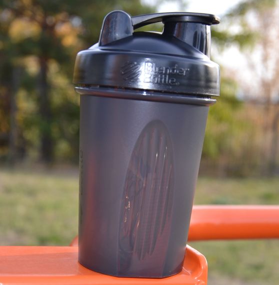 Шейкер спортивний BlenderBottle Original Classic 20oz/590ml Black | Зображення 7