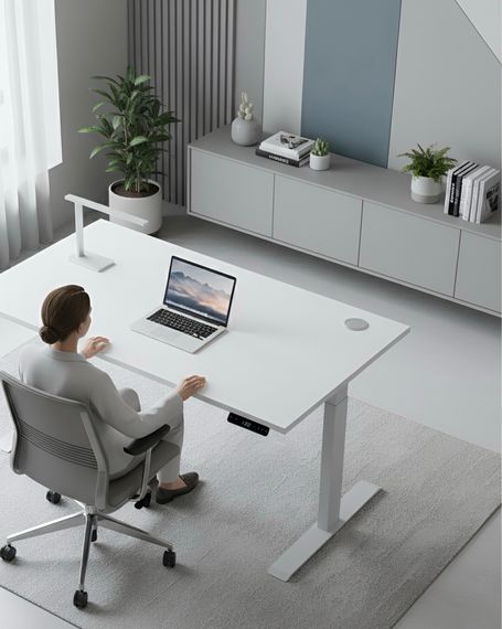 Стіл з електричним регулюванням висоти, двомоторний, 2-ступеневий, з однією заглушкою, сірий каркас, 1400х700х718-1223 мм | Зображення 1