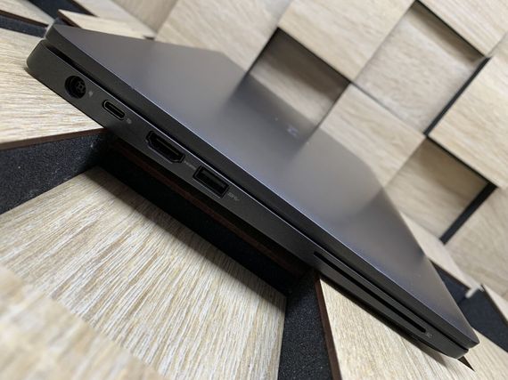 Ультрабук Б-клас Dell Latitude 5300 / 13.3" (1920x1080) IPS / Intel Core i5-8365U (4 (8) ядра по 1.6 - 4.1 GHz) / 8 GB DDR4 / 256 GB SSD M.2 / Intel UHD Graphics 620 / WebCam / USB 3.1 / HDMI / Windows 10 б/в | Зображення 7