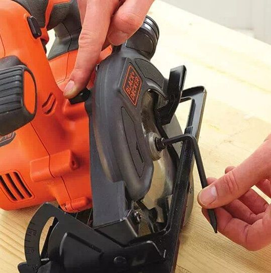 Пила дискова акумуляторна Black&Decker без АКБ та ЗП BDCCS18N | Зображення 1