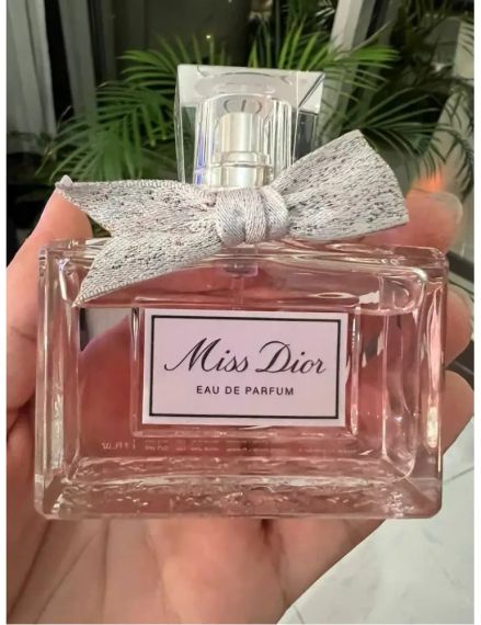 Женская парфюмированная вода Miss Dior Cherie 100 мл с магнитной лентой | Зображення 2