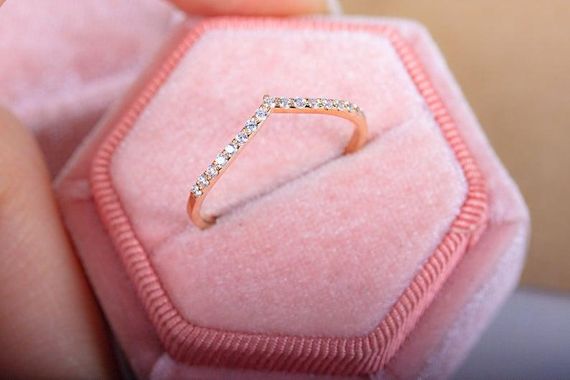 Кольцо из красного золота с фианитами 21.5 | Зображення 1