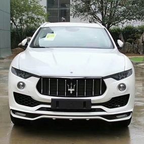 Комплект обвеса SportKit (под покраску) для Maserati Levante