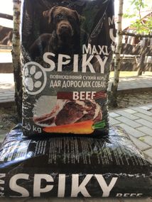 Сухий корм SPIKY Maxi Beef 10 кг — для дорослих собак, з яловичиною