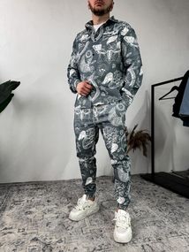 Костюм