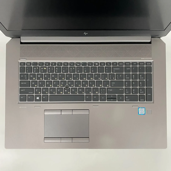 Мобильная рабочая станция Б-класс HP zBook 17 G6 / 17.3" (1920x1080) IPS / Intel Core i9-9880H (8 (16) ядер по 2.3 - 4.8 GHz) / 32 GB DDR4 / 128 GB SSD + 500 GB HDD / nVidia Quadro RTX 3000, 6 GB GDDR6, 192-bit / WebCam / TouchID б/у + Подарок Мышь / USB | Зображення 2