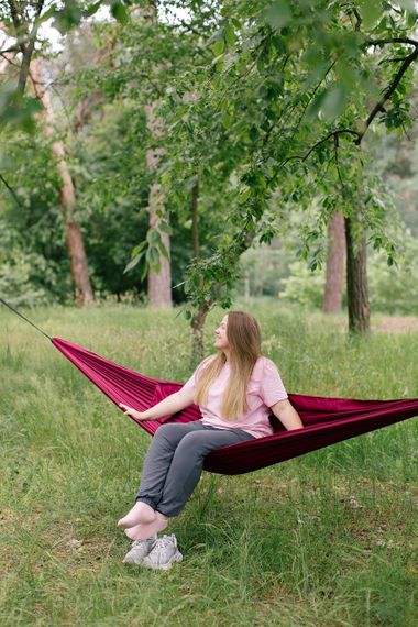 Гамак туристичний Tribe Hammock бордовий, Похідний гамак підвісний для кемпінгу та відпочинку, гамак трайб для пляжу дачі | Зображення 2