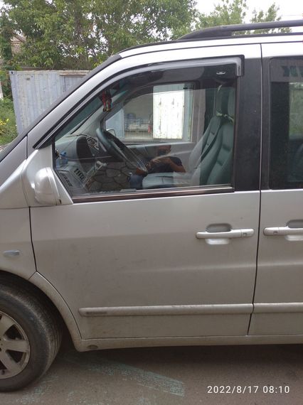 Ветровики (2 шт, HIC) для Mercedes Vito W638 1996-2003 гг | Зображення 1