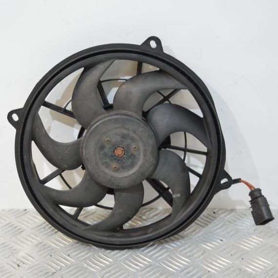 Вентилятор радіатора Ford Focus I Galaxy I 1995-2006 Вентилятор охолодження радіатора Форд Фокус 1 Гелексі 1 3136613284