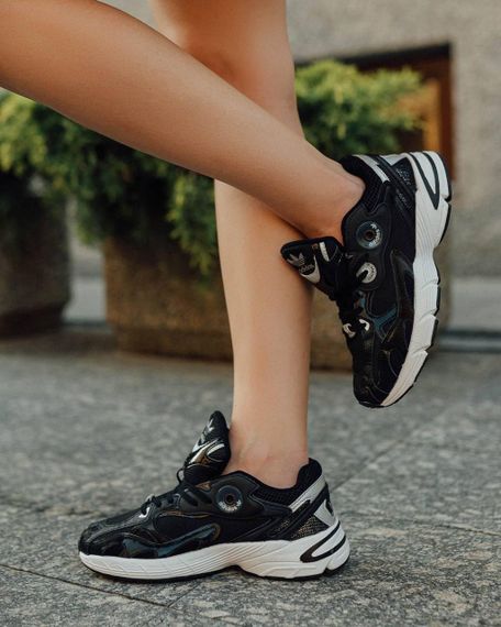 Кросівки Astir Black White , текстиль , В'єтнам 39 25.5 см