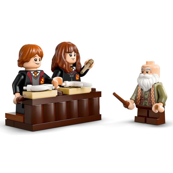 Конструктор LEGO Harry Potter Замок Гоґвортс: урок чарів (76442) | Зображення 3