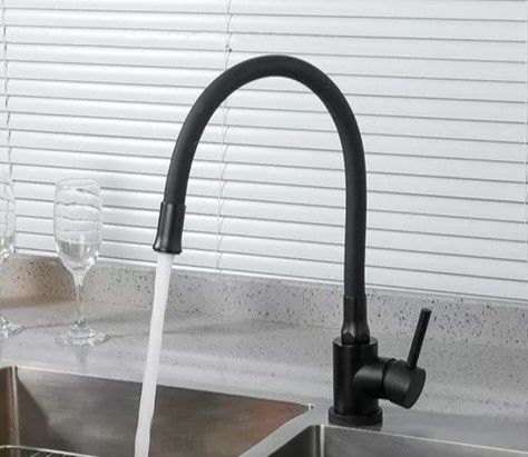 Змішувач для кухні WEZER з гнучким виливом EKO4E-01-BLACK | Зображення 1