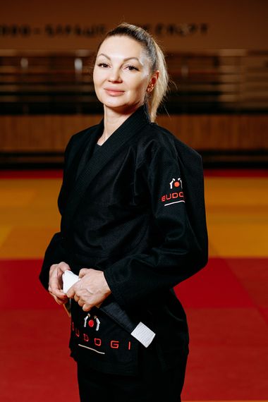 Чорне кімоно для дівчат/жінок, джиу-джитсу, TM BUDOGI, зріст 170 см, щільність 450 гр/м.кв. | Зображення 1