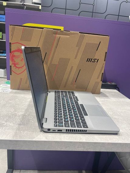 Мобільна робоча станція Dell Precision 3550 / 15.6" (1920x1080) IPS / Intel Core i5-10300H (4 (8) ядра по 2.5 - 4.5 GHz) / 8 GB DDR4 / 256 GB SSD / nVidia Quadro P500, 2 GB GDDR5, 64-bit / WebCam б/в | Зображення 2