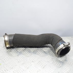 Патрубок інтеркулера 2.0 TFSI Audi A4 B7 2004-2008 Трубка шланг системи охолодження Ауді а4 б7 8E0145708L