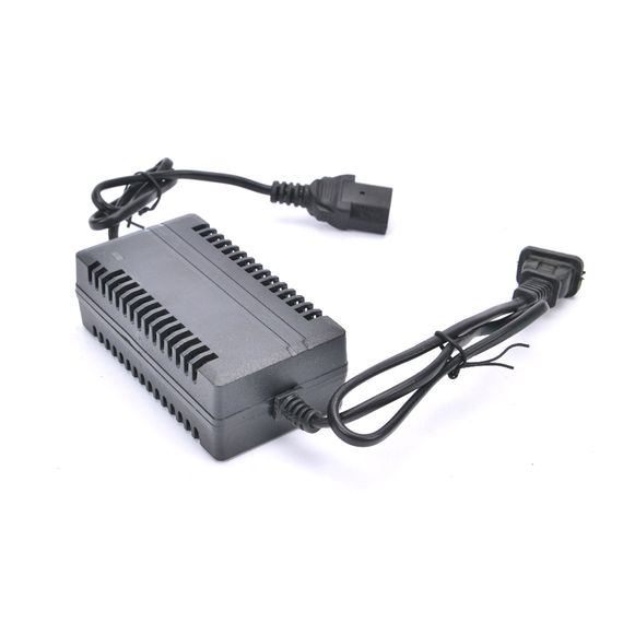 Зарядний пристрій для свинцево-кислотних акумуляторів 12V/12A, 3-pin, DC:14.5V 1.5A, BOX
