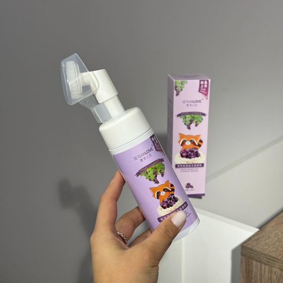 Пінка-мус для вмивання SERSANLOVE Grape Amino Acid Cleanser Mousse з екстрактом винограду 150 мл | Зображення 1