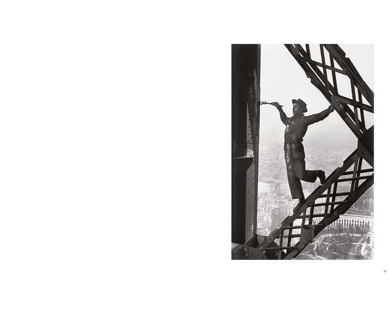 Подарочные книги для фотографов Марк Рибу Marc Riboud "60 Years of Photography" книга про уличную фотографию | Зображення 3