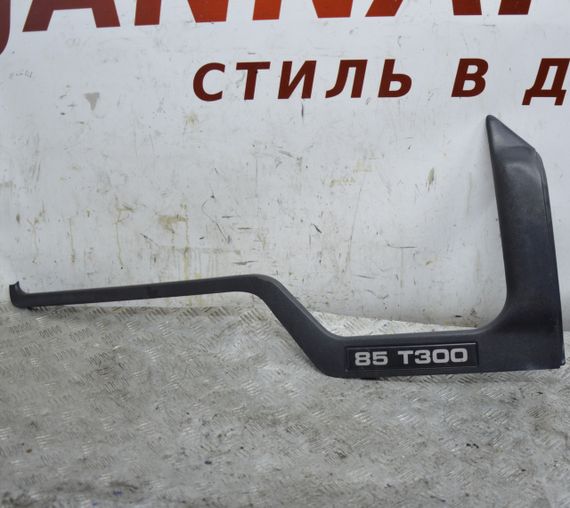 Молдинг скла передніх правих дверей Ford Transit 6 2000-2006 Накладка дверей Форд Трансіт YC1521117BF