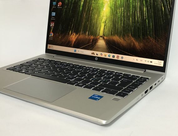 Ультрабук Б-класс HP ProBook 440 G10 / 14" (1920x1080) IPS / Intel Core i3-1315U (6 (8) ядер по 1.2 - 4.5 GHz) / 8 GB DDR4 / 128 GB SSD / Intel UHD Graphics / WebCam / Win 11 Pro б/у + Подарок  Новый флеш-накопитель Kingston DataTraveler Exodia S 64GB | Зображення 8